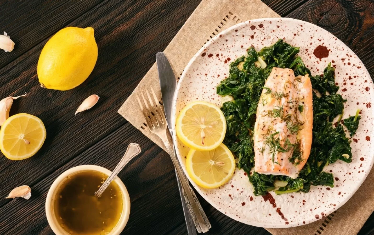 Healthy Lemon Garlic Butter Salmon: Rich Flavor Simple Prep!