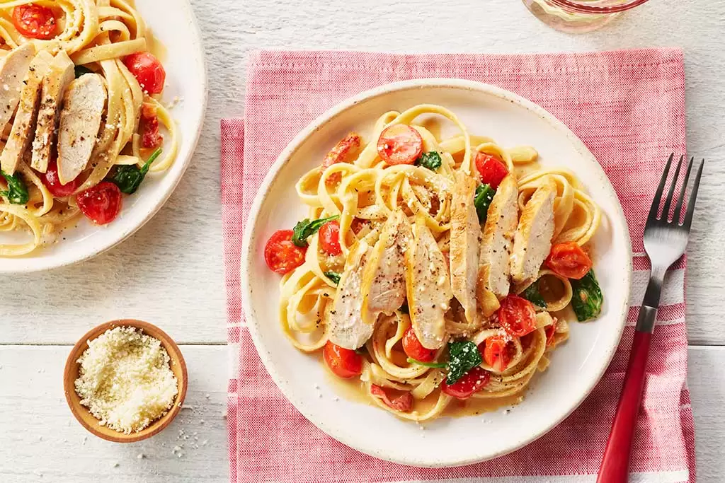 Tuscan Chicken Pasta: A Gourmet Italian Experience