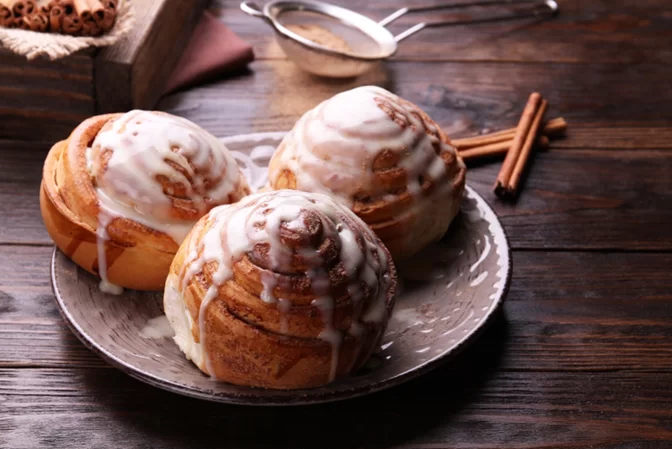 How To Make Homemade Cinnamon Rolls